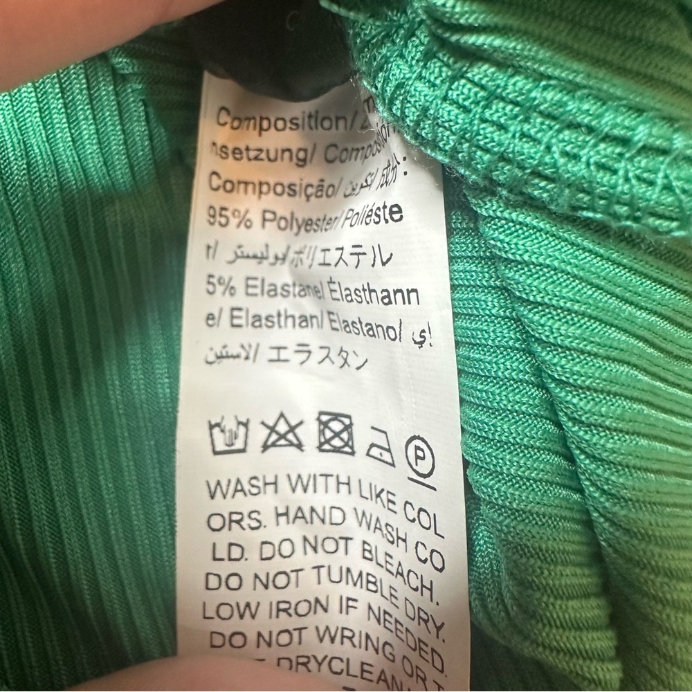 Shein Green Ruched Top Size Small - Picture 3 of 7